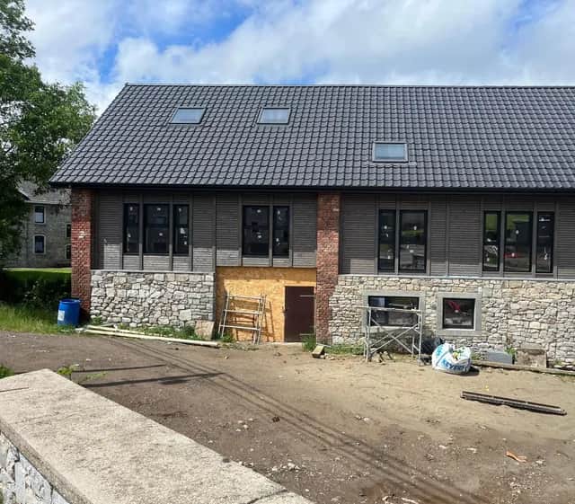 Façade en travaux